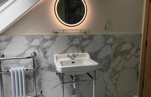 Little Grey Barn - Photo 3