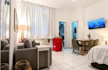 Apartamento em rua tranquila em Copacabana! - Foto 1