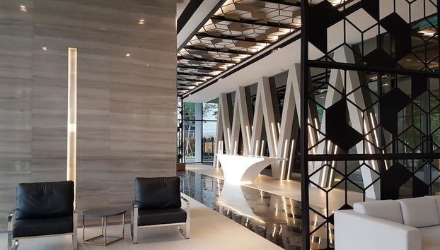 Coin salon dans le hall