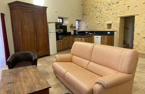 Gîte La Maison des Poètes de 1 à 6 personnes à Treigny Perreuse - Foto 8