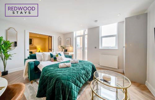 Brand New Premium Serviced Apartments, Free Parking, High-Speed WiFi By Redwood Stays - Foto 35