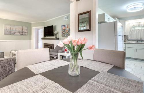 Less Than 2 Mi to Beach Cozy Cottage with Patio on Cape Cod - Photo 18