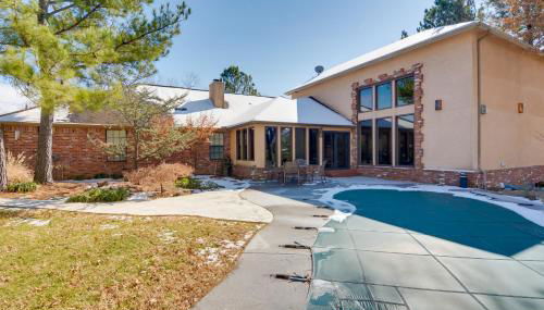 Private Pool and Game Room Upscale Home in Vinita - Foto 3