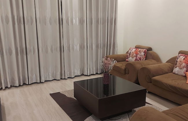 Cozy 2-bed Apartment in Akright City, Bwebajja - Foto 11