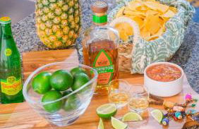 Hacienda SoCo - Fire Pit & 3 Min Walk to SoCo - Foto 26