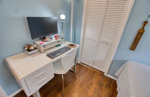 Catskills Getaway 3BR Retreat with Media Room, Near Casino, Bethel Woods and More - Foto 35