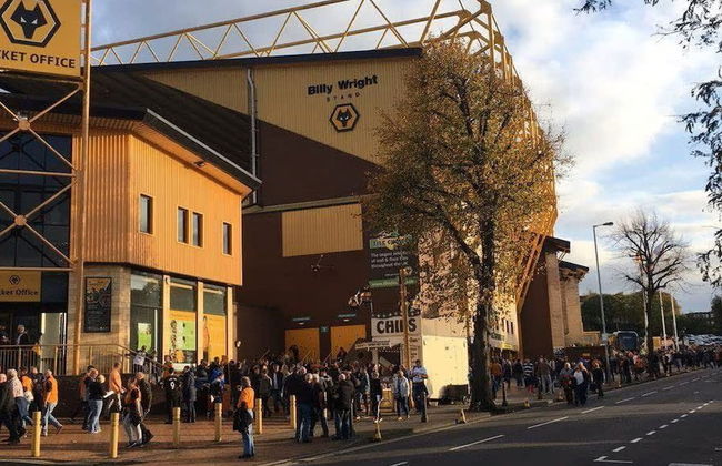 4 Bed Homely Retreat - Wolverhampton - Foto 14