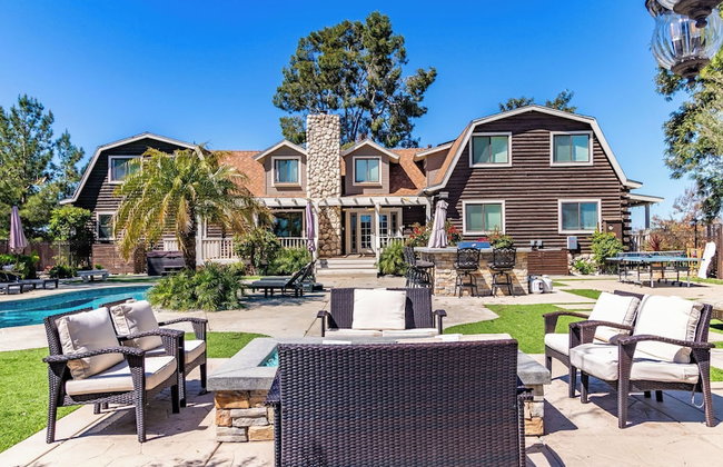 Chateau Syrah by Avantstay Picturesque Estate w/ Pool, Hot Tub, Table Tennis & Pool Table New Pickleball Court + Basketball Hoop - Foto 77