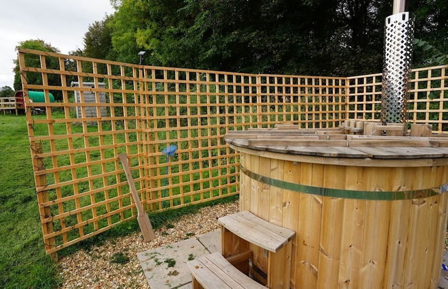 Showman's Hut @ Westcote - Foto 13