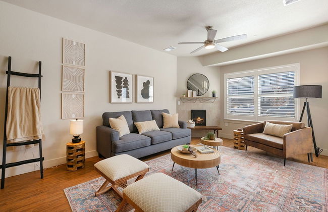 Urban Oasis near Breweries & Old Town - Free Bikes - Foto 1