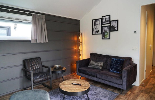 Modern Chalet in Kampen in Holiday Park - Photo 5