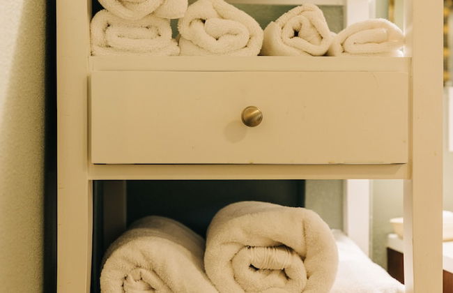 Serene Creek Side Cottage Retreat - Foto 12