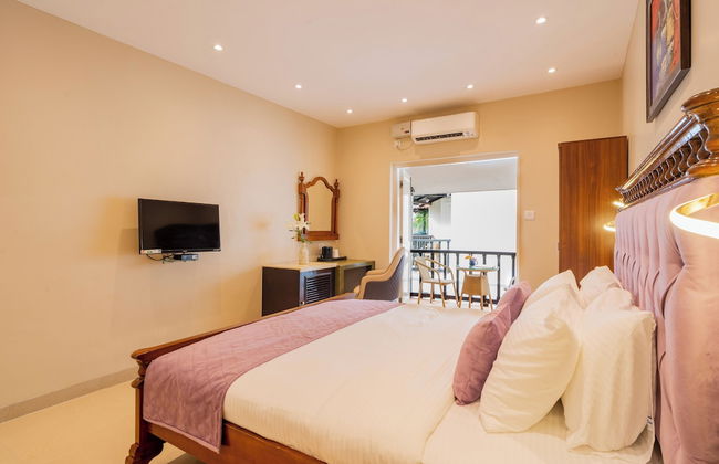 Emperor Ozran by Alaya Stays - Photo 27