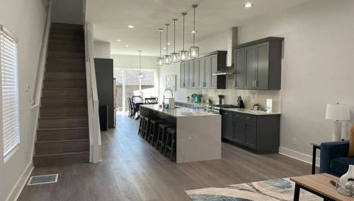 Luxury 4 Bedroom 5 Bath Townhome Downtown Indpls 2226 - Foto 2