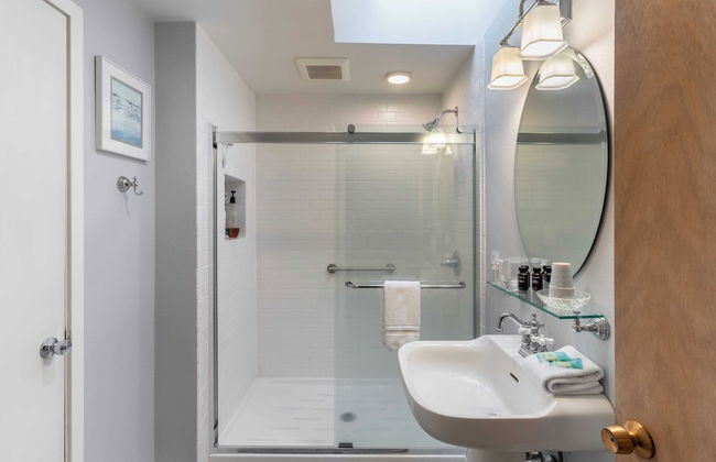 Oceanfront w/ Game Room, Fire Pit, Panoramic Views Angels Landing by Avantstay - Photo 12