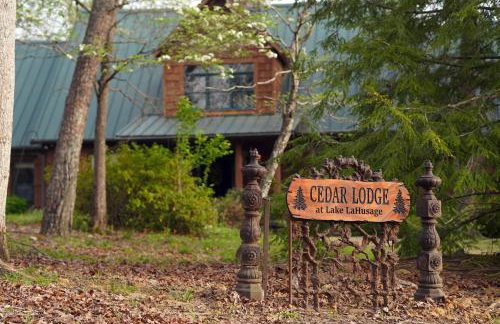 Lakefront Custom-Built Mentone Home Game Room! - Foto 42