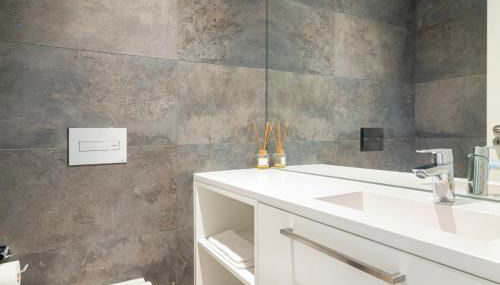 Ave Liberdade Restauradores Suite DeLuxe - Photo 3