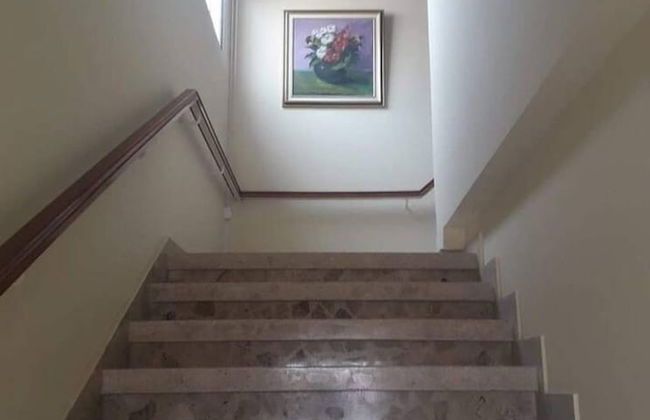 Immaculate 4-bed Apartment in Larnaca - Photo 17