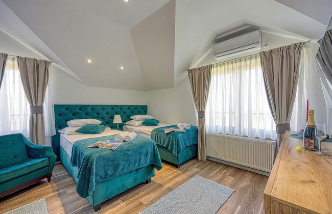 Hedonistic Vineyard Estate - Photo 9