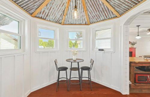 3BD Farmhouse Country Living - Pool Patio Firepit - Foto 17