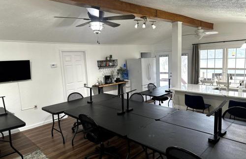 Private Lakefront Dock Firepit Yard Games - Foto 42