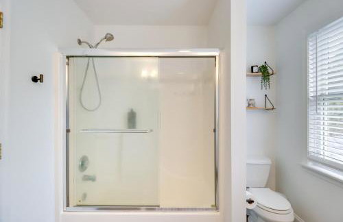 Water-View Deale Home Walk to Marina, Restaurants - Foto 24