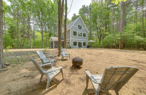Holland Home with Fire Pit Walk to Lake Michigan! - Photo 30