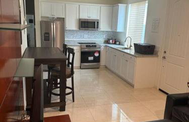 Luxury 1200 sqft 1bdrm retreat with den - Foto 26