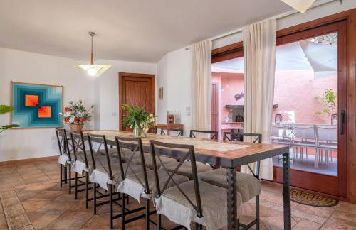 Villa Patty with infinity pool in front of the sea, parking and wifi - Foto 78