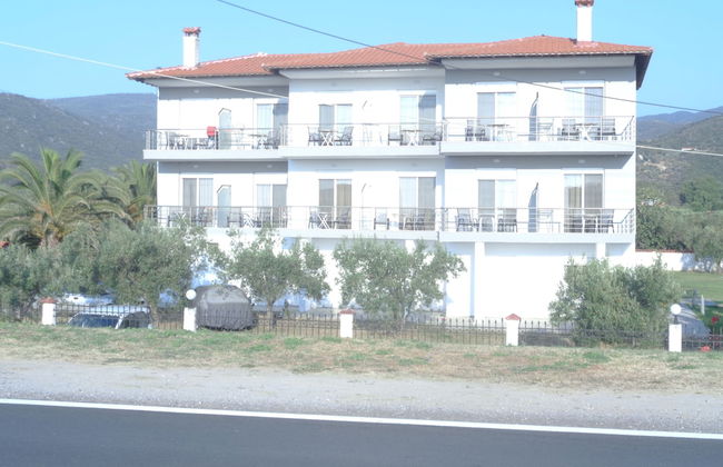 Vergina Pension - Photo 40