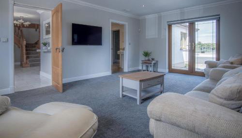 Knights Rest - 4 Bed Holiday Home - Princes Gate - Foto 5