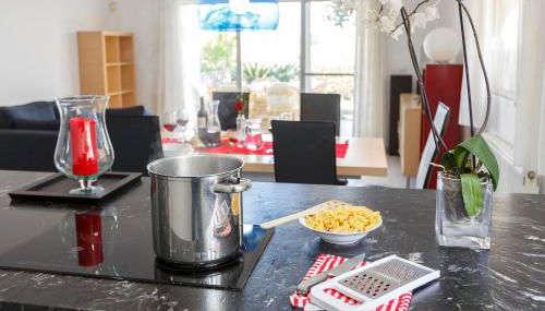 Bright villa with salt water pool - Foto 4