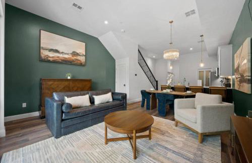 Stunning Penthouse Double King Suite on Butler Street with rooftop deck and free off street parking - Foto 16