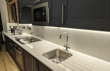 Modern aptmt, 2 Stops to Central London, Smart lock, Netflix - Foto 4