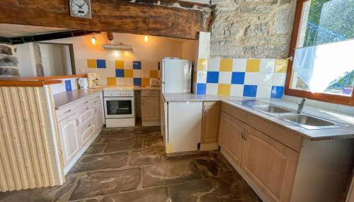 La Phonolite, Gîte familial, Wifi, campagne - Foto 2, stove, dishwasher, toaster