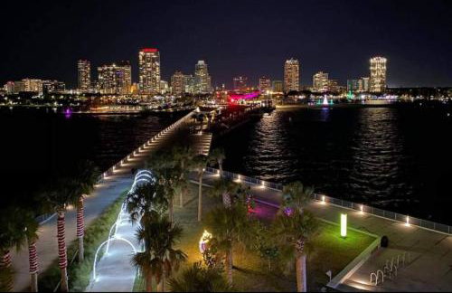 Wine-Dine-Sunshine Cozy Flat in The Heart of DTSP - Foto 21