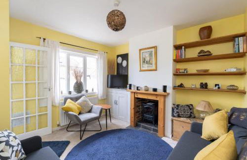 Quaint 3 bed Cottage in central Dorking with parking - Foto 12