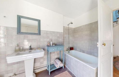 Lovely Home In Villeneuve-Sur-Yonne - Foto 24