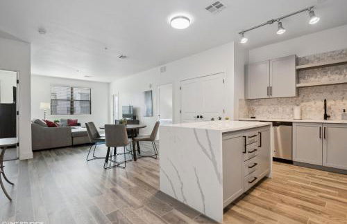 PURE SUITES 2 BED DOWNTOWN PHOENIX POOL GYM - Foto 7