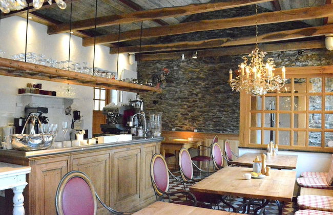 Cozy Holiday Home in Bièvre with Hot Tub - Foto 31