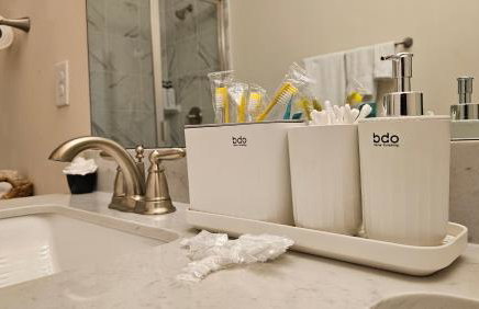 Stylish 3BR Home in CLT, Close to Downtown, Airport, WFH & Parking & Family Friendly & Business Ready - Foto 25