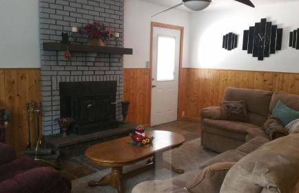 Cozy Lakeside Cottage - Foto 7