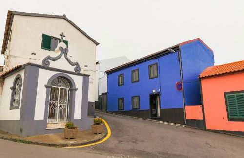 Character 2BR Upper Retreat with BBQ Terrace Parking - Photo 57