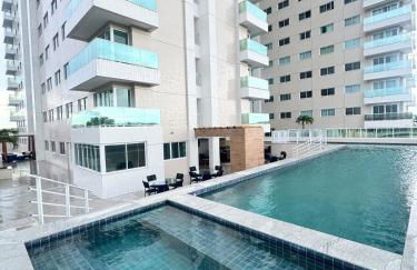 Ap próx ao shopping com garagem, piscina e ar - Foto 2