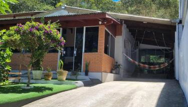 Lugar Acolhedor e Próximo a Natureza - Foto 3