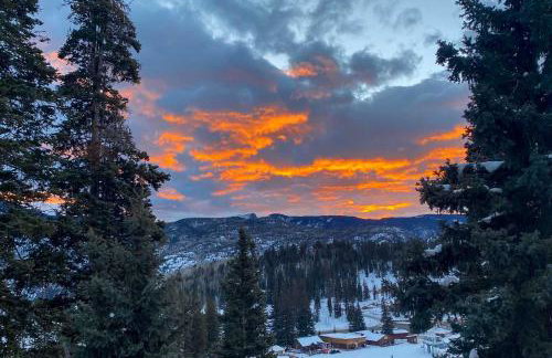 Slope Side Durango Condo at Purgatory Resort! - Foto 10