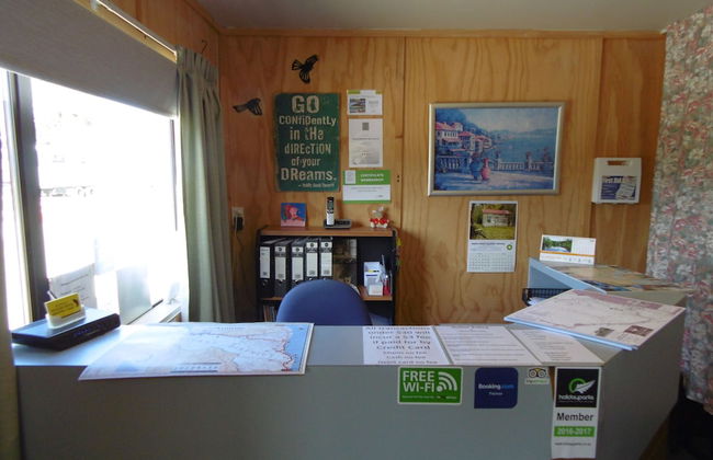 Glenavys Waitaki River Motor Camp - Caravan Park - Foto 3