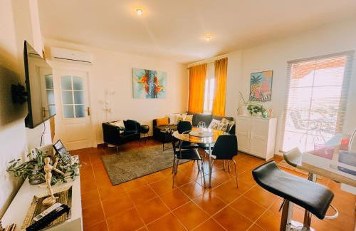 DeCapi House - Photo 14