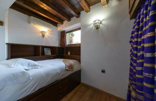 Casa del Beso - Photo 35