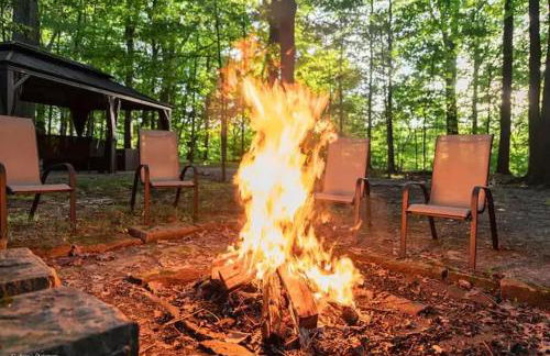 Log Cabin - Natures Oasis - Fire Pit & Gazebo - Foto 8